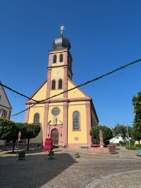 Die St. Michael Kirche in Hagenbach